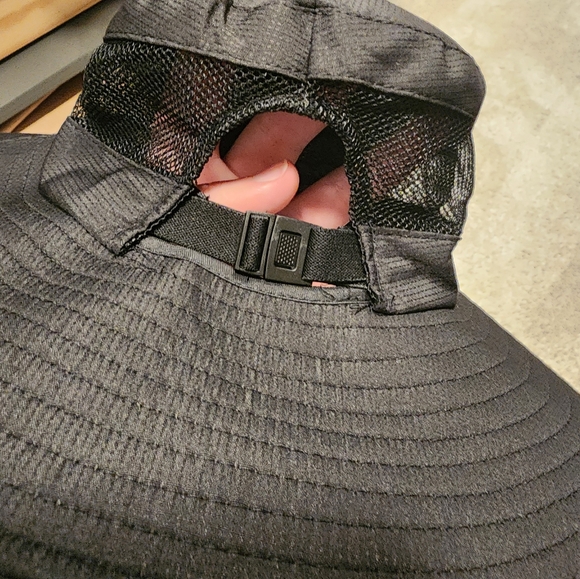 Sunhat - Picture 2 of 3